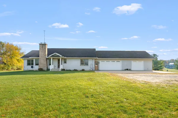 $499,999 | 26088 Wasepi Road, Centreville, MI 49032