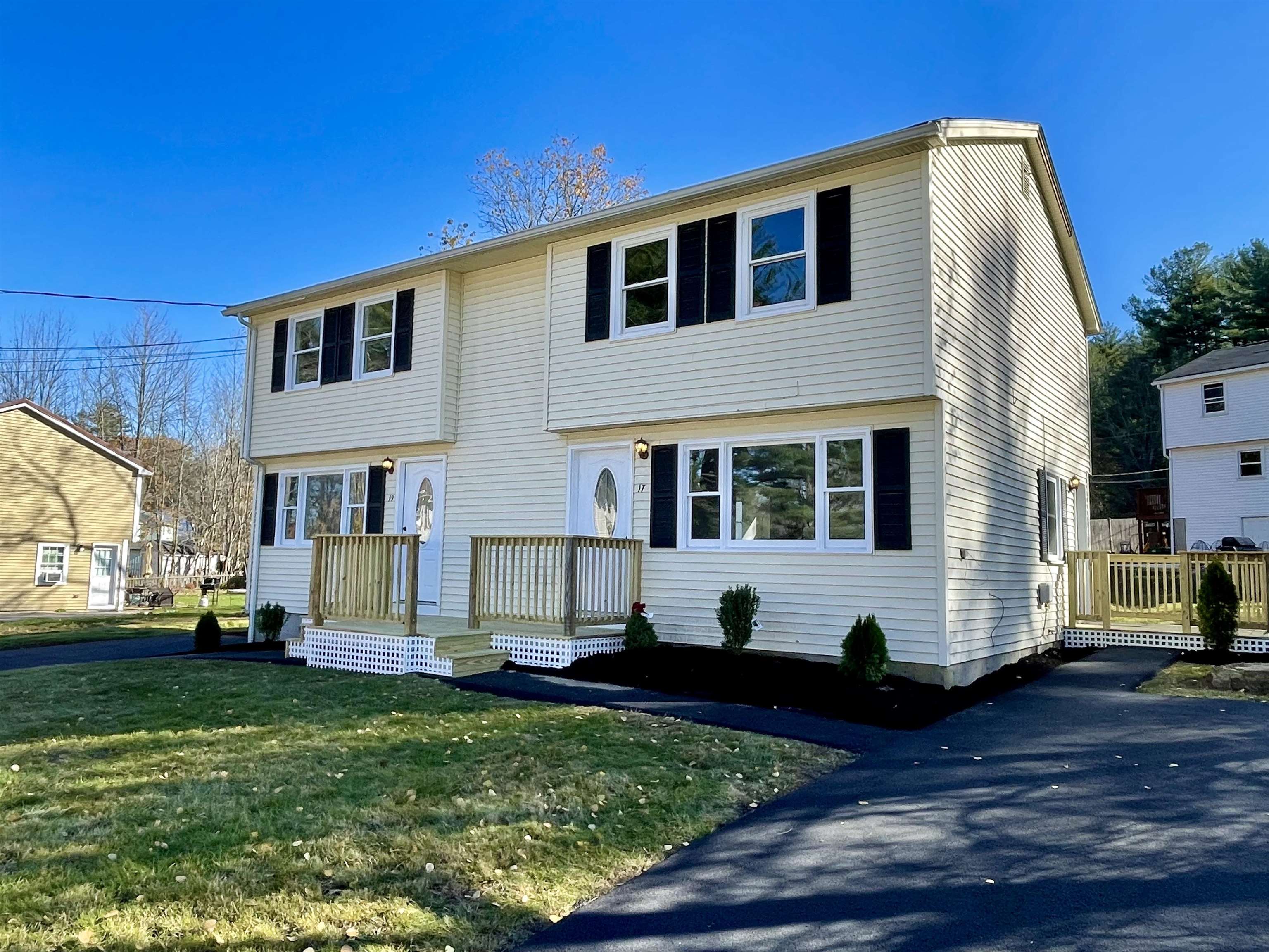 19 Townhouse Road Allenstown, NH 03275 - Photo 1 of 19 Gallery Image 1