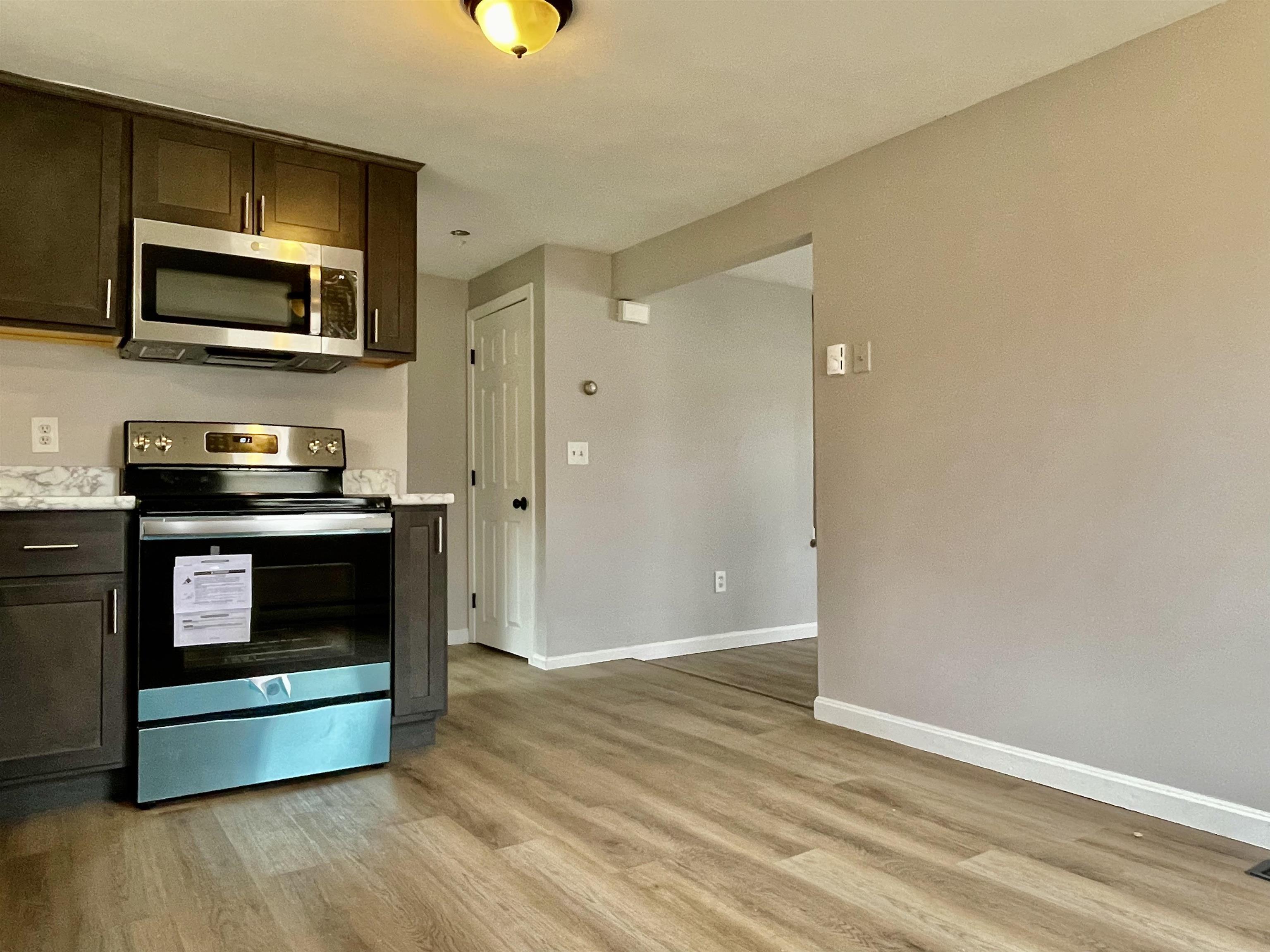 19 Townhouse Road Allenstown, NH 03275 - Photo 5 of 19 Gallery Image 5