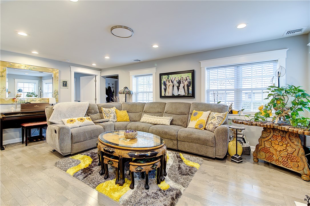 40 Lane 1 Warwick, RI 02888 - Photo 14 of 38