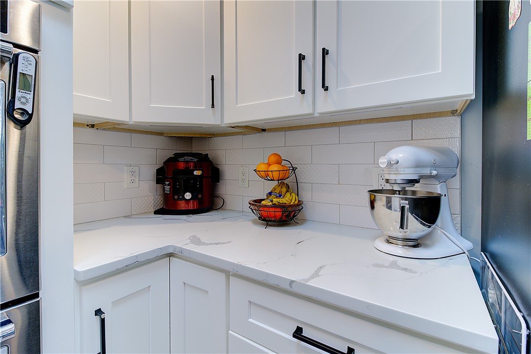 40 Lane 1 Warwick, RI 02888 - Photo 18 of 38