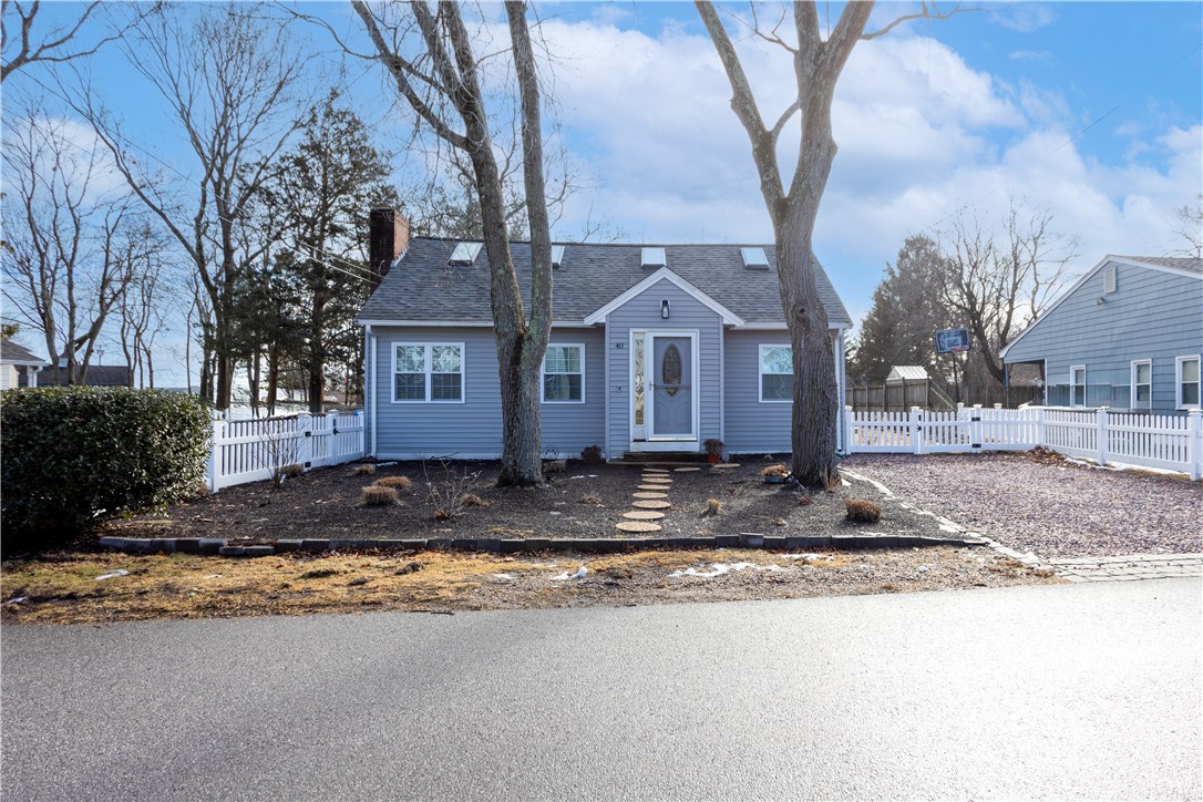 40 Lane 1 Warwick, RI 02888 - Photo 3 of 38