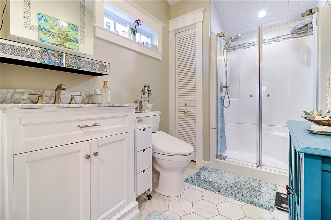 40 Lane 1 Warwick, RI 02888 - Photo 8 of 38