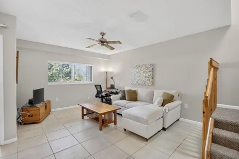 $334,800 | 1642 North 15th Terrace, Hollywood, FL 33020