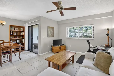 $334,800 | 1642 North 15th Terrace, Hollywood, FL 33020