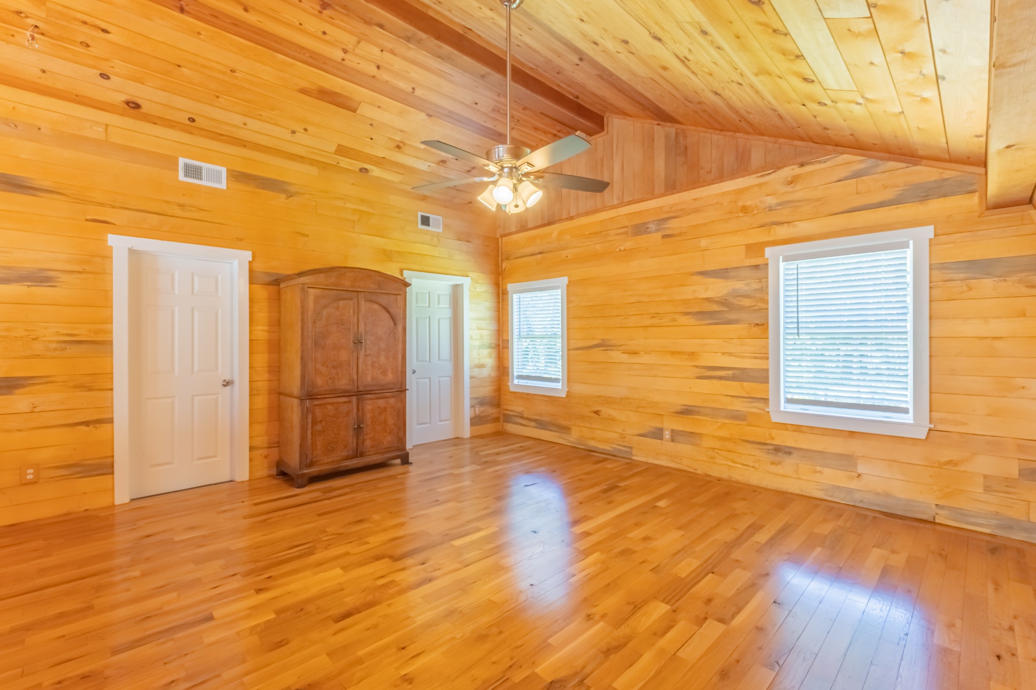959 Ferrells Loop Road Manchester, TN 37355 - Photo 33 of 55 a view of empty room with wooden floor and fan