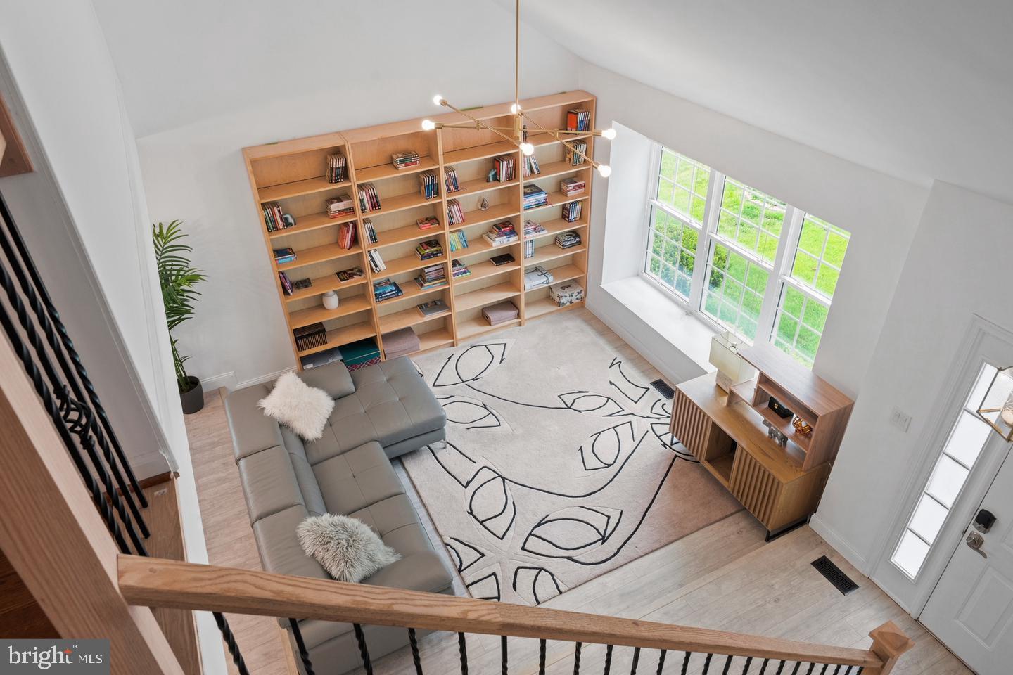 9030 Chestnut Ridge Road Fairfax Station, VA 22039 - Photo 7 of 48 Gallery Image 7