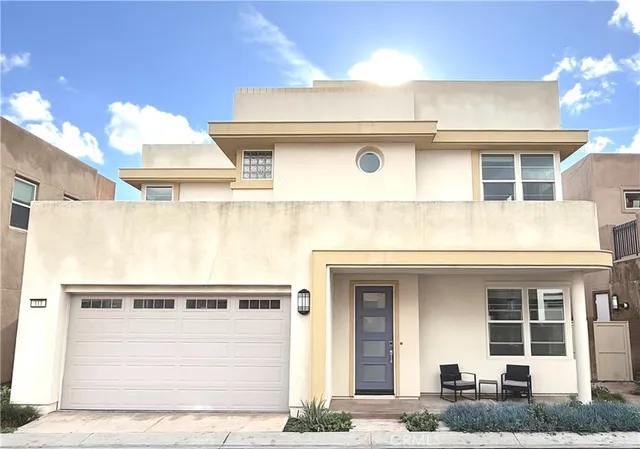 $1,530,000 | 111 Newall, Irvine, CA 92618