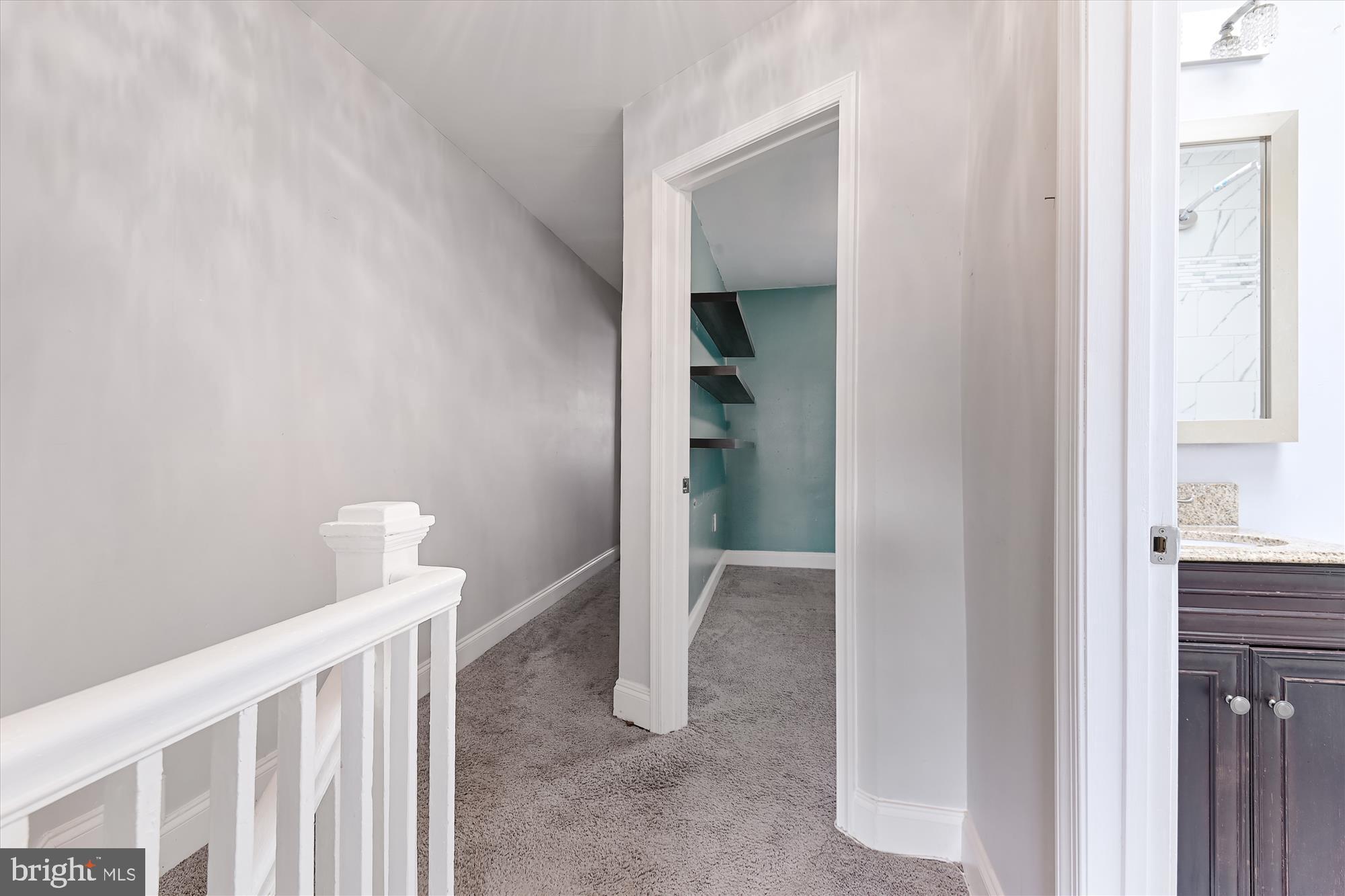 4006 Colborne Road Baltimore, MD 21229 - Photo 27 of 40 Hall