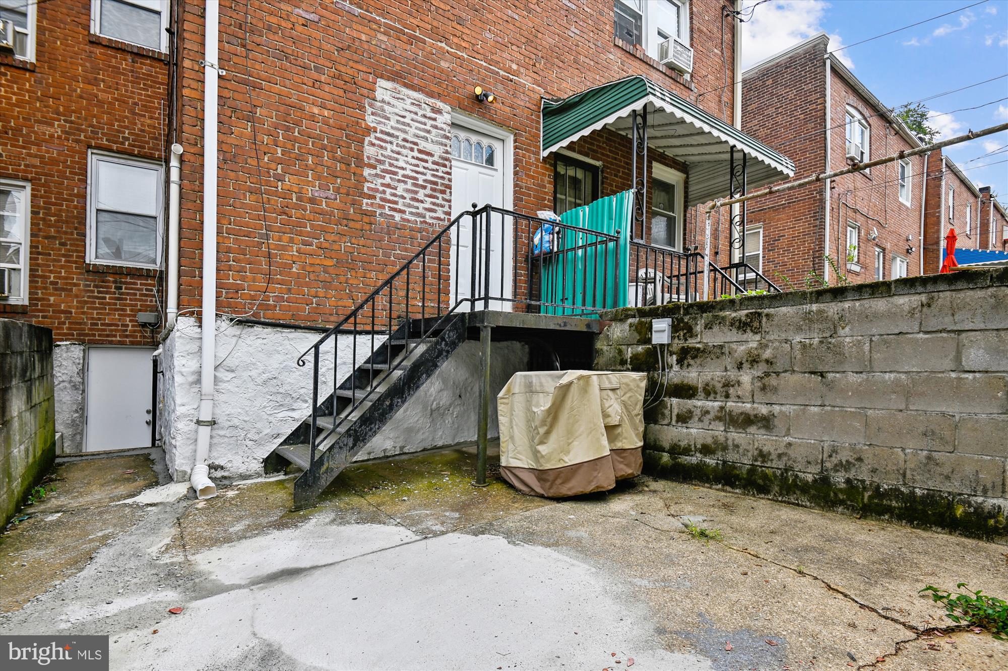 4006 Colborne Road Baltimore, MD 21229 - Photo 33 of 40 Porch