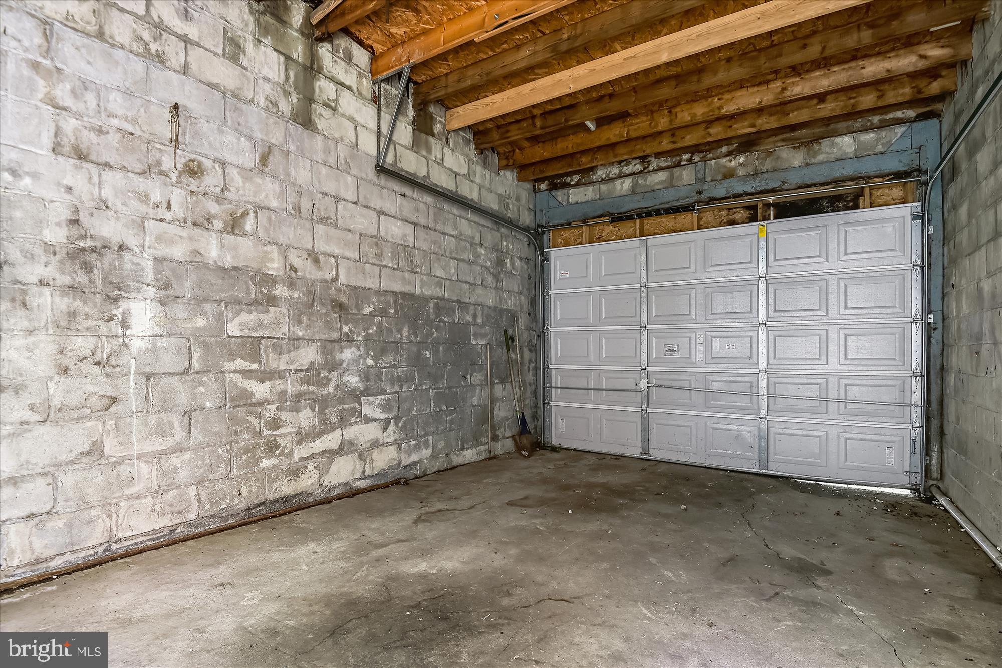 4006 Colborne Road Baltimore, MD 21229 - Photo 35 of 40 Detached Garage