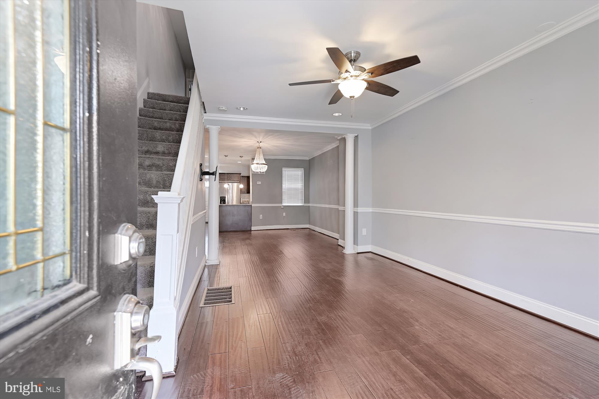 4006 Colborne Road Baltimore, MD 21229 - Photo 5 of 40 Foyer