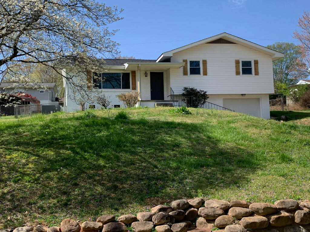 8913 Wooten Road Chattanooga, TN 37416 - Photo 1 of 20 00