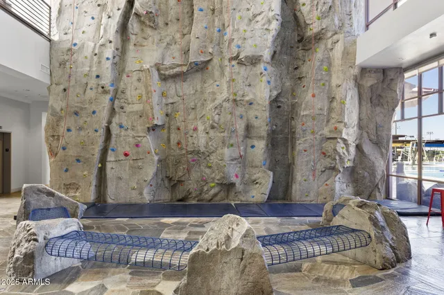 $2,499 | 43213 North Vista Hills Drive, Anthem, AZ 85086