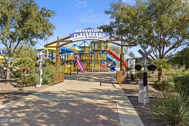 $2,499 | 43213 North Vista Hills Drive, Anthem, AZ 85086