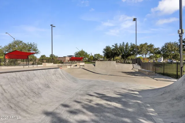 $2,499 | 43213 North Vista Hills Drive, Anthem, AZ 85086