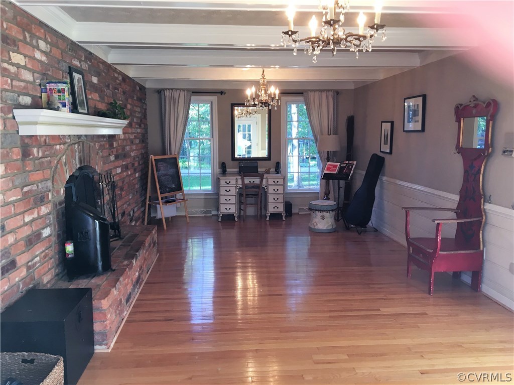 1900 Castlebridge Road Midlothian, VA 23113 - Photo 14 of 28 a living room with furniture and a fireplace