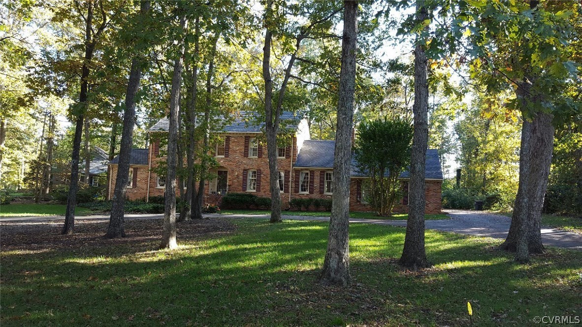 1900 Castlebridge Road Midlothian, VA 23113 - Photo 4 of 28 a view of a park with a tree