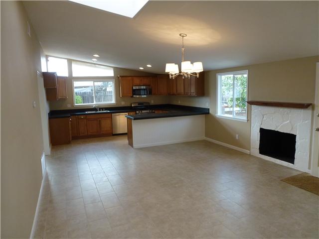 12914 Conley Street Poway, CA 92064 - Photo 7 of 20
