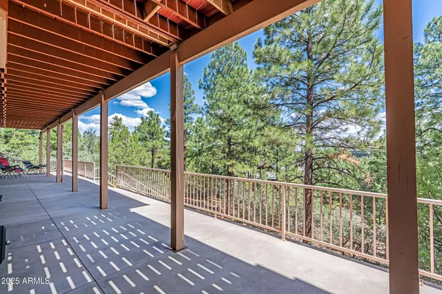 $895,000 | 861 Pine Oaks Drive, Show Low, AZ 85901