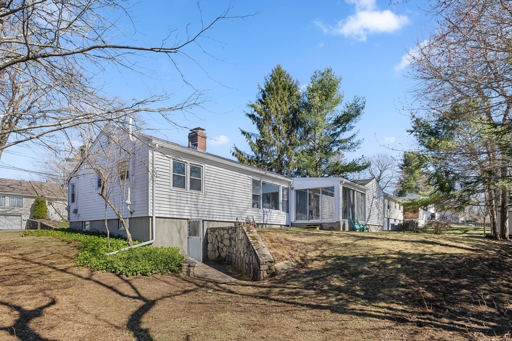 4 Crestwood Road Paxton, MA 01612 - Photo 25 of 29 Gallery Image 25