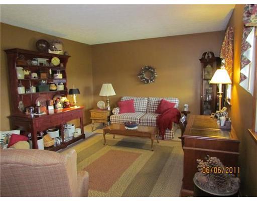 3375 Kenerly Street Springfield, OH 45502 - Photo 4 of 12 Gallery Image 4