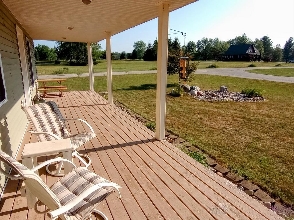 8226 Red Pne Ridge Harrison, MI 48625 - Photo 14 of 60