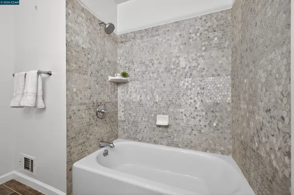 $1,785,000 | 3424 Woodview Drive, Lafayette, CA 94549