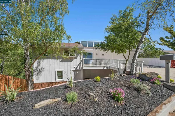 $1,785,000 | 3424 Woodview Drive, Lafayette, CA 94549