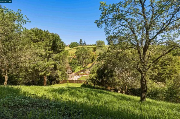 $1,785,000 | 3424 Woodview Drive, Lafayette, CA 94549