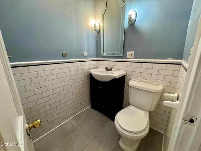 $369,900 | 352 Hamilton Street, Albany, NY 12210