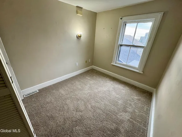 $369,900 | 352 Hamilton Street, Albany, NY 12210