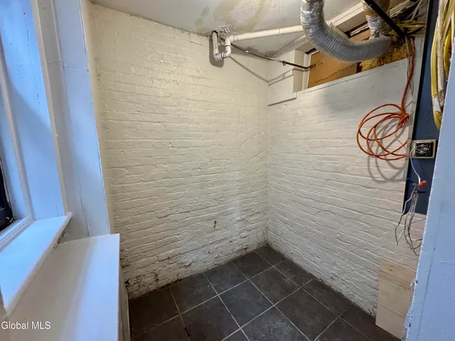 $369,900 | 352 Hamilton Street, Albany, NY 12210