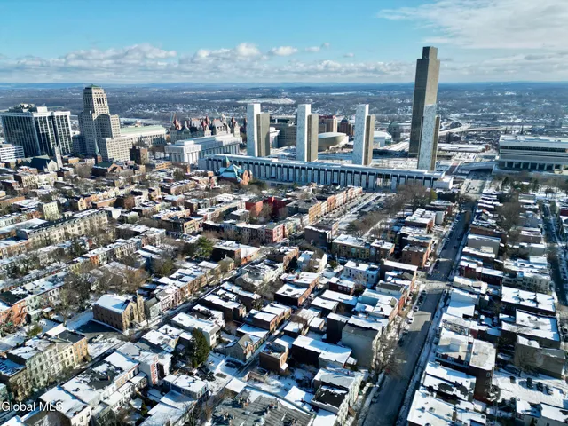 $369,900 | 352 Hamilton Street, Albany, NY 12210