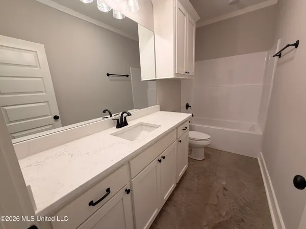 $339,000 | 198 Lake Harbor Road, Brandon, MS 39047