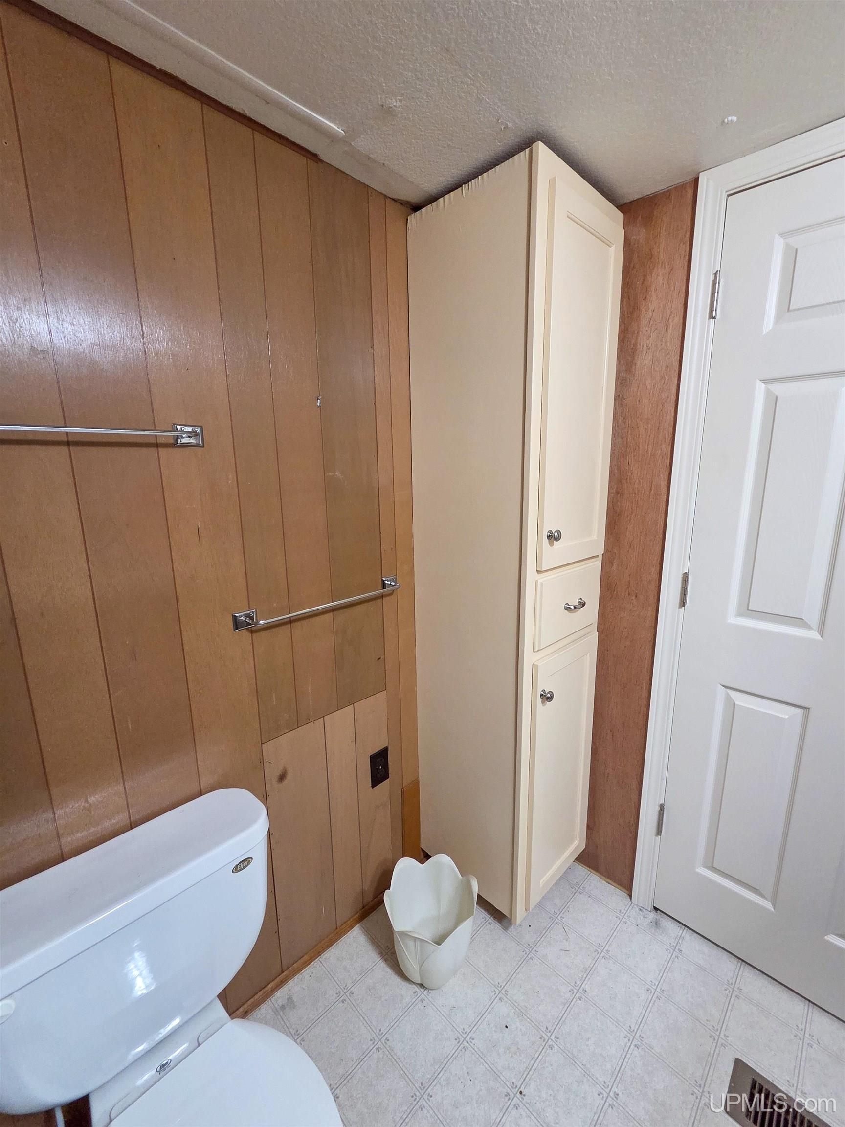 9970 Graves Road Manistique, MI 49854 - Photo 11 of 29 Gallery Image 11
