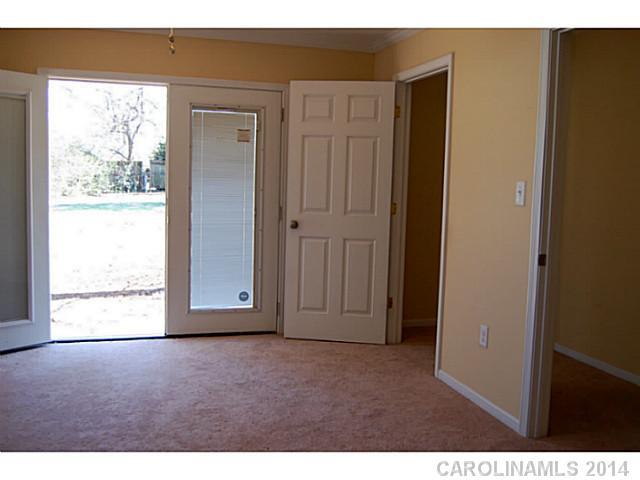 206 Tomberlin Road Mount Holly, NC 28120 - Photo 11 of 16 Gallery Image 11