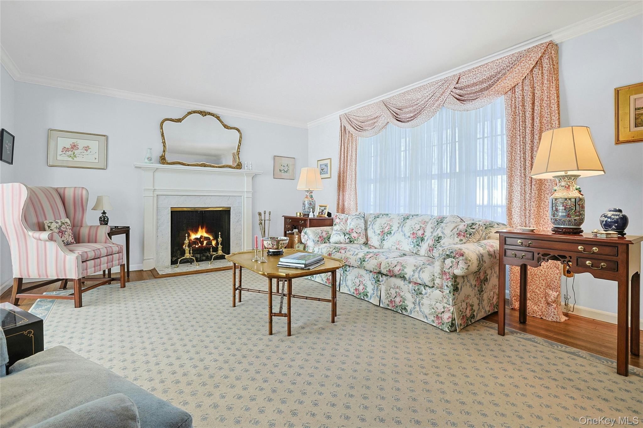 270 Law Road Briarcliff Manor, NY 10510 - Photo 5 of 43 Living Room