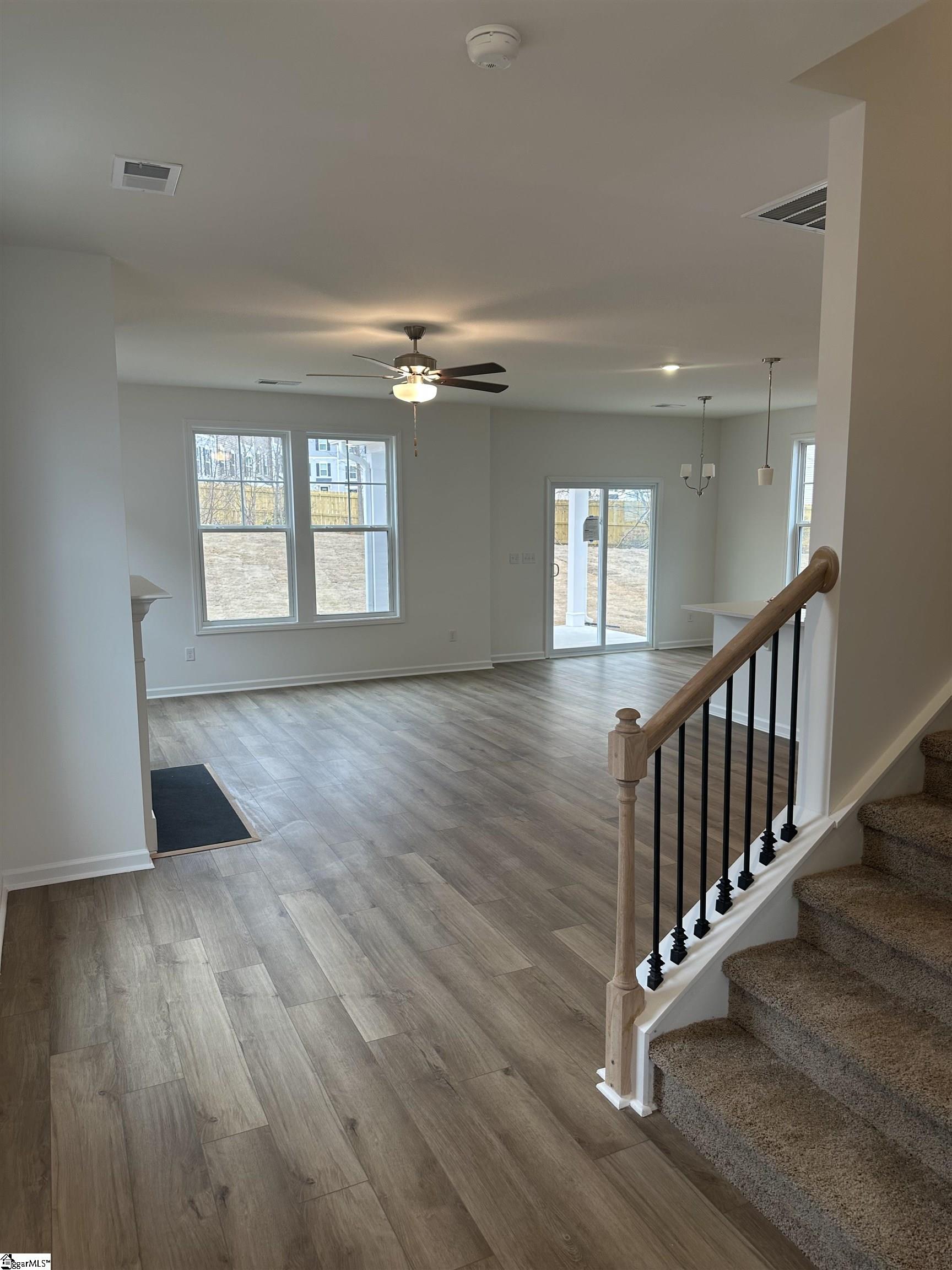 246 Brown Circle Easley, SC 29642 - Photo 4 of 12