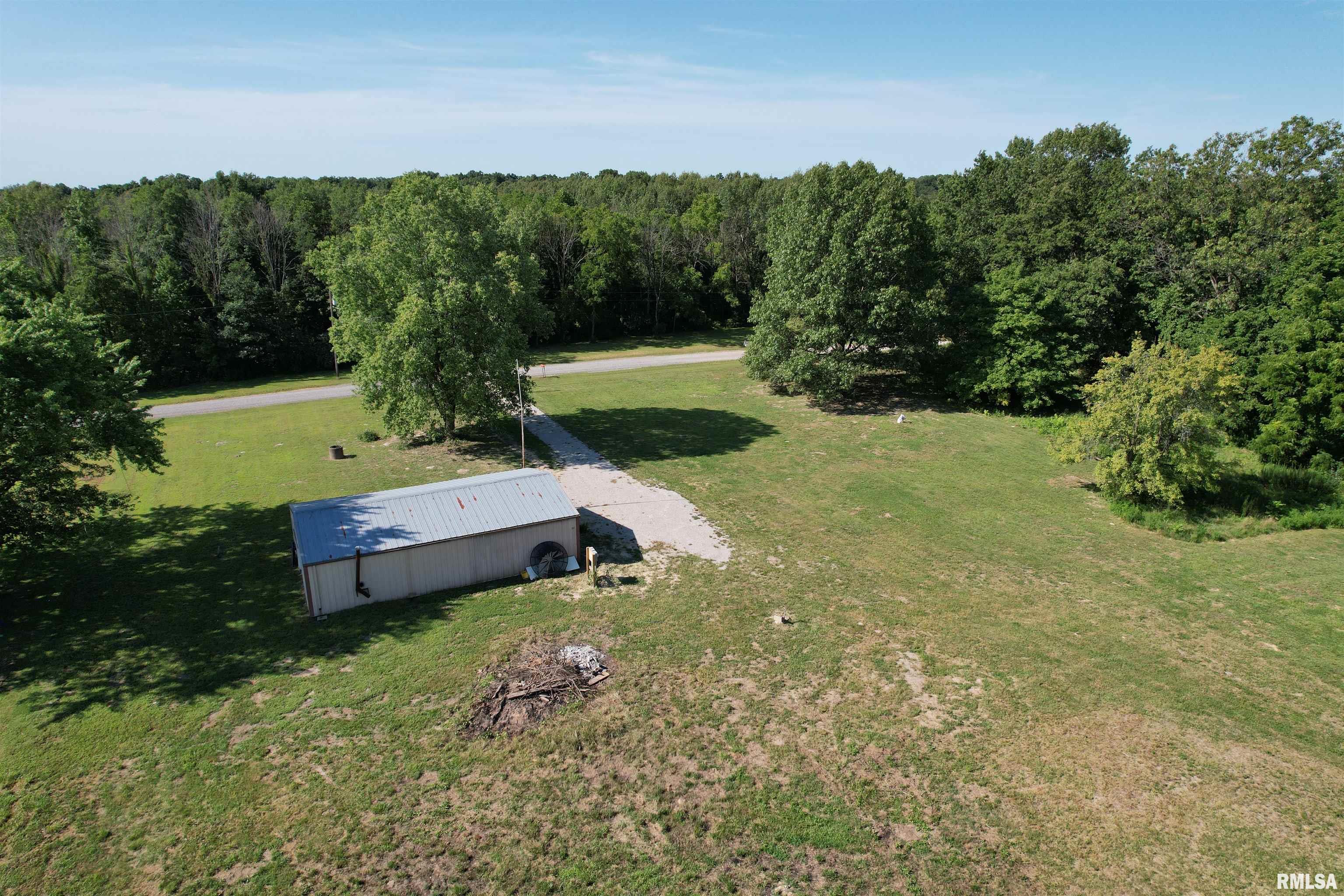9912 East Homestead Road Dix, IL 62830 - Photo 15 of 18