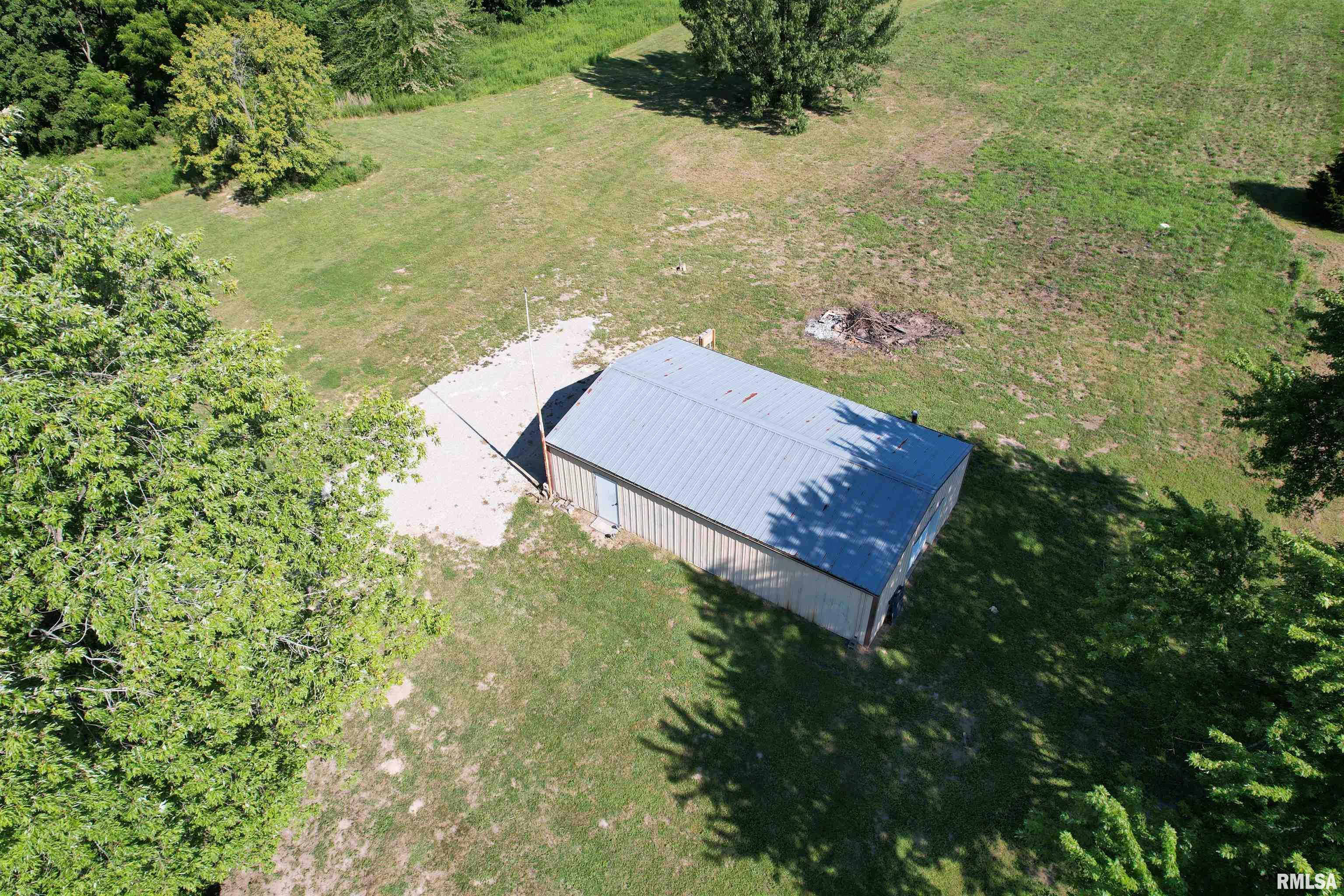 9912 East Homestead Road Dix, IL 62830 - Photo 17 of 18