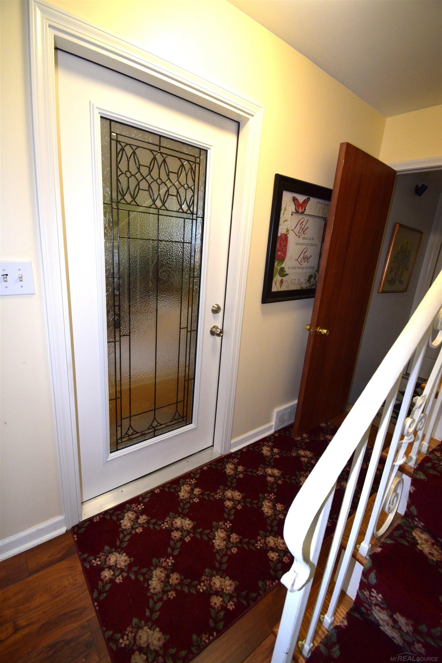 855 Harcourt Road Grosse Pointe Park, MI 48230 - Photo 22 of 68