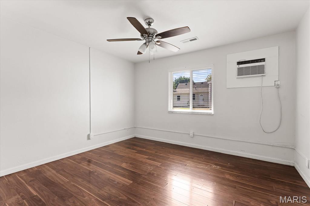 1906 Rhodes Street Madison, IL 62060 - Photo 6 of 23 Gallery Image 6