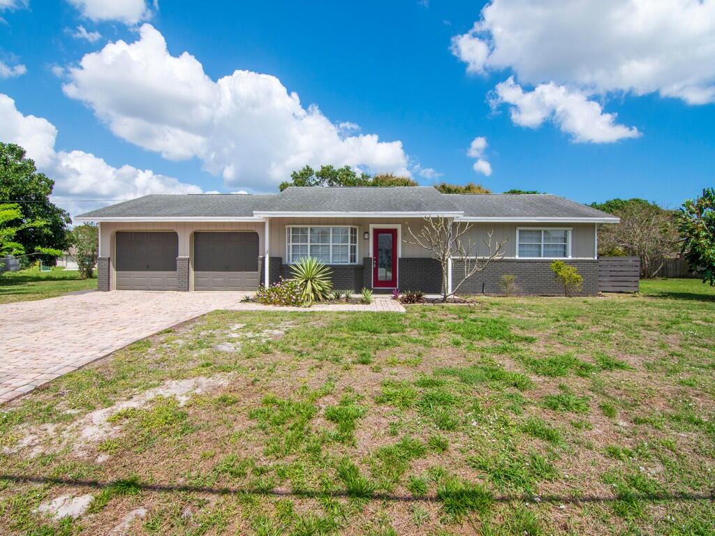 1511 Southeast Portillo Road Port St. Lucie, FL 34952 - Photo 1 of 45 Image01