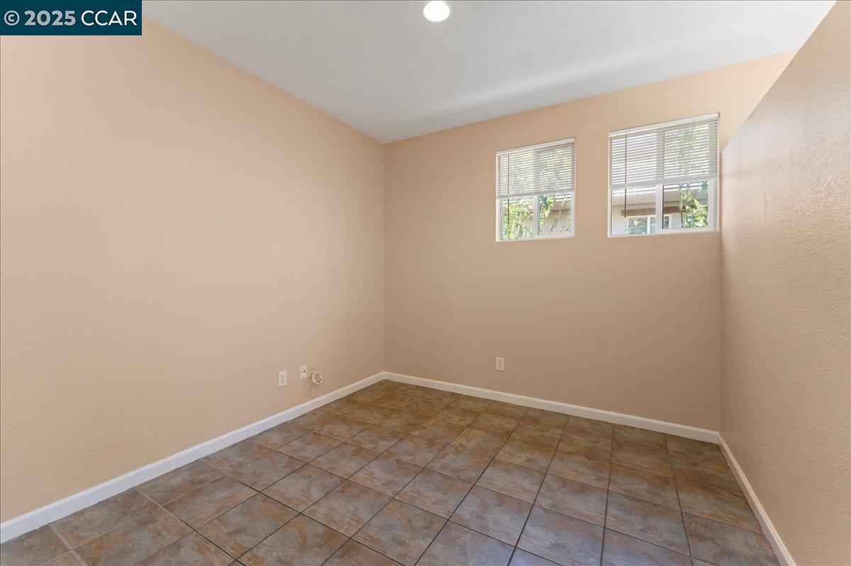 4651 Shetland Way Antioch, CA 94531 - Photo 29 of 34 a view of an empty room with a window
