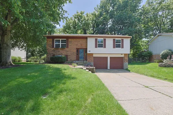$314,900 | 7807 Heatherglen Drive, Cincinnati, OH 45255