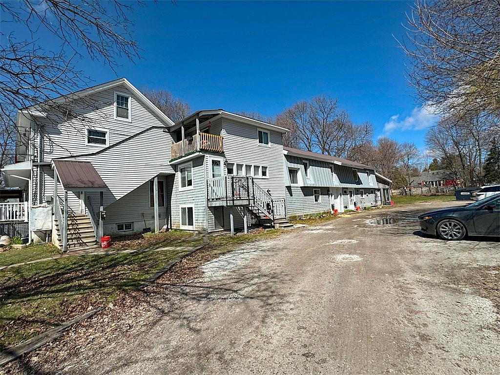 49 Terrill Street Rutland, VT 05701 - Photo 3 of 38