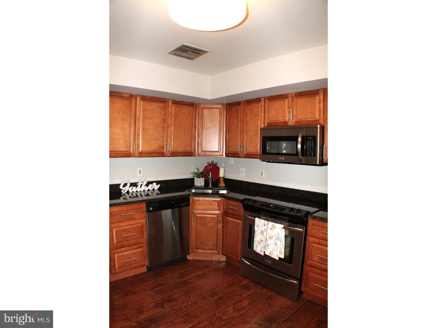 16 Eden Roc New Hope, PA 18938 - Photo 10 of 25 Kitchen