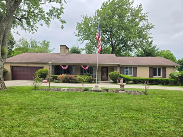 $450,000 | 839 Vernon Heights Boulevard, Marion, OH 43302
