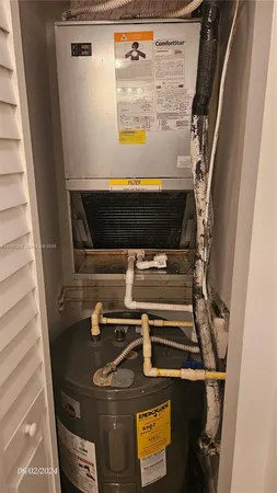 a close up view of washer and dryer